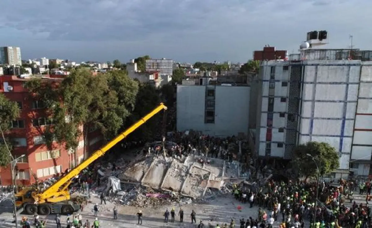 Earthquake flattens buildings in Mexico City, death toll rising (Updated)