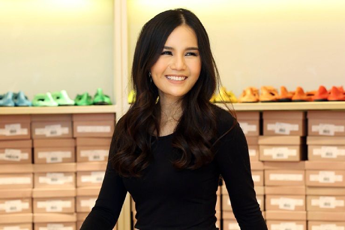 ฝันให้ไกลแล้วไปให้ถึง รรินทร์ ทองมา ฝันให้ไกลแล้วไปให้ถึง รรินทร์ ทองมา
