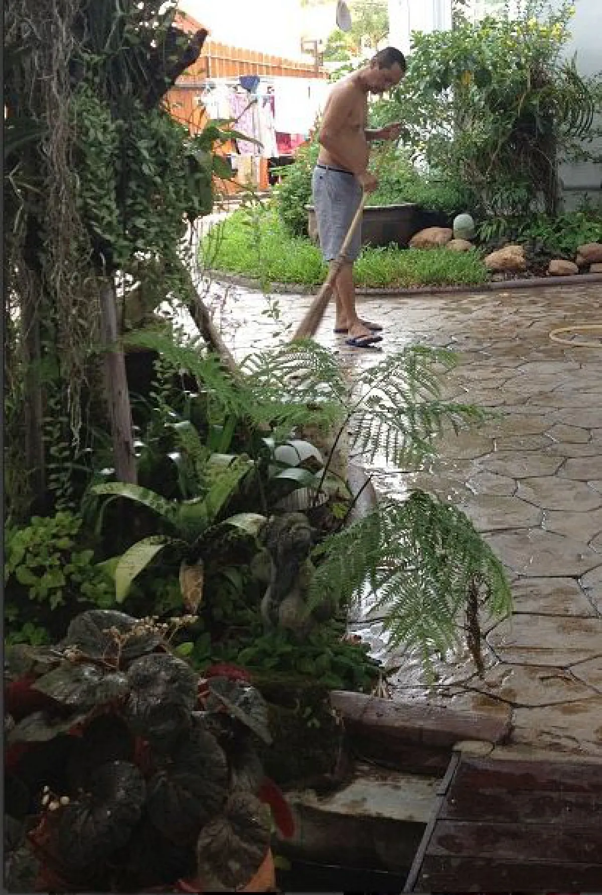 บ้านใหญ่...แต่ไม่ติดหรู! ของตลกชื่อดัง “เท่ง เถิดเทิง”