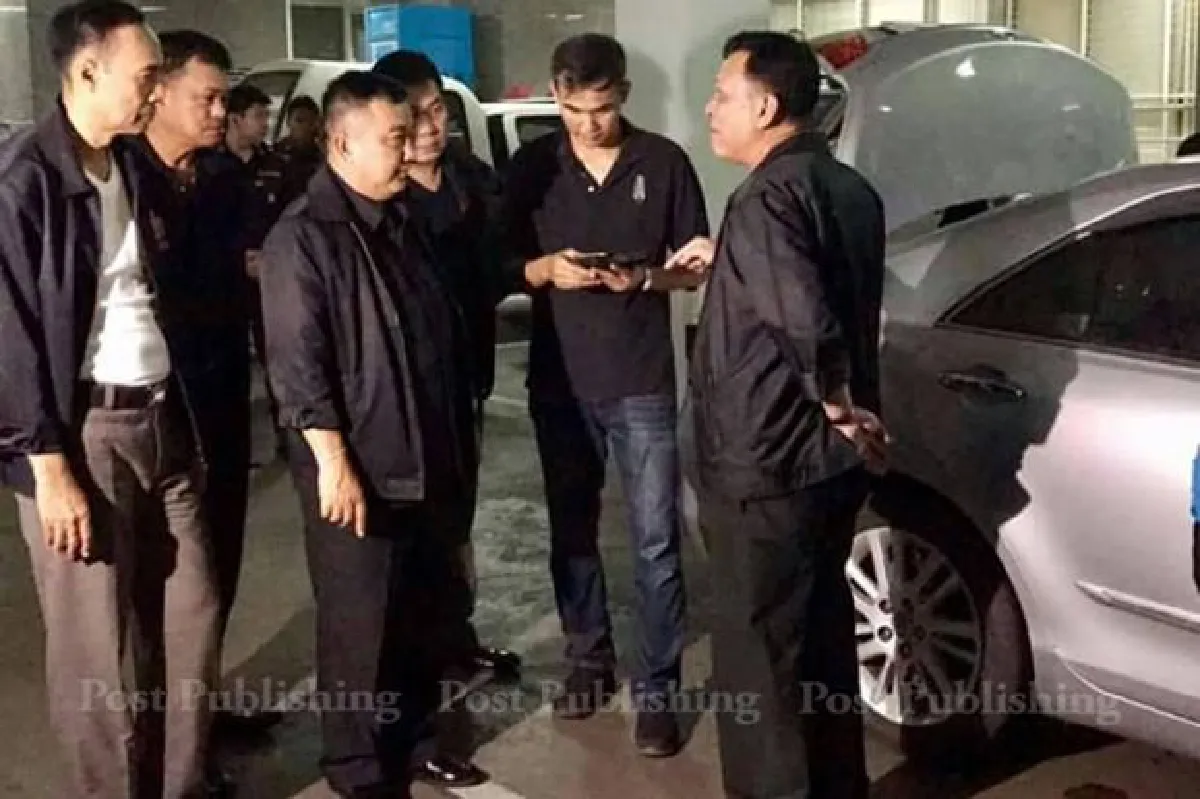 Police officer "ordered" to help Yingluck flee (Updated)