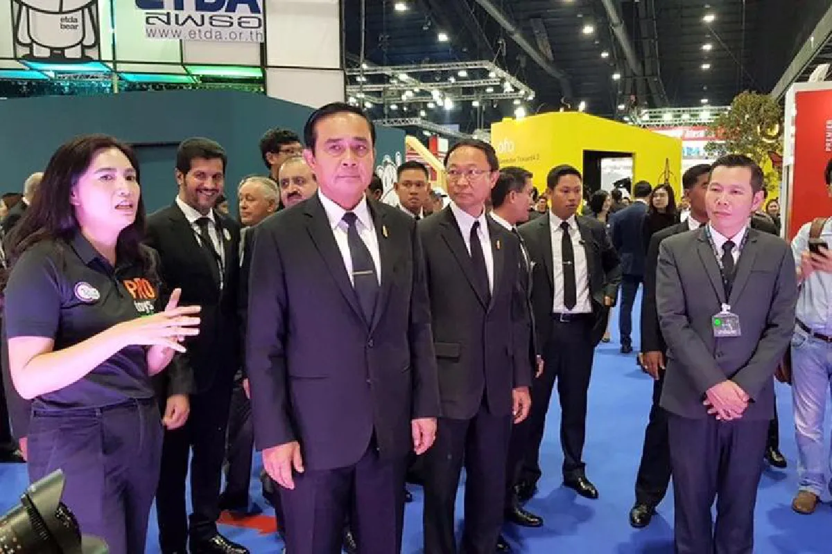 สั่งสร้างนักรบไซเบอร์พันคน