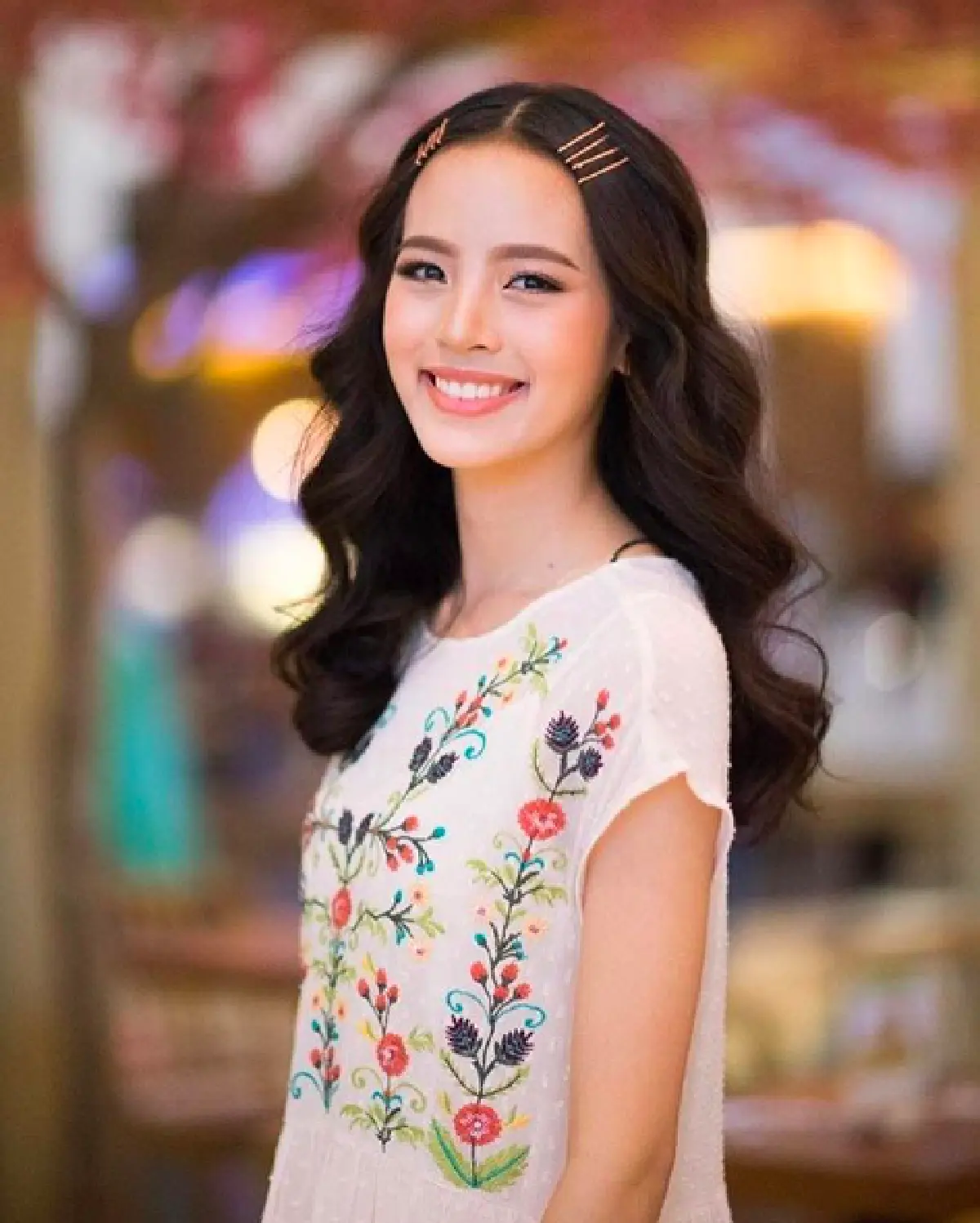 รวมดาราถูกตราหน้าว่า...เป็นมือที่สาม