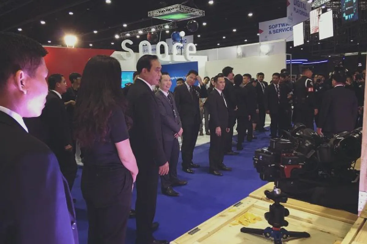 สั่งสร้างนักรบไซเบอร์พันคน