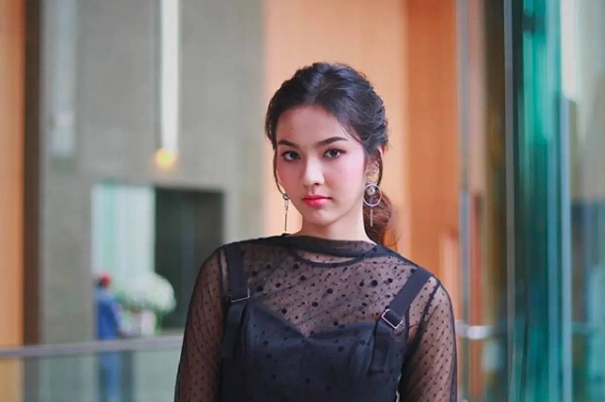 รวมดาราถูกตราหน้าว่า...เป็นมือที่สาม