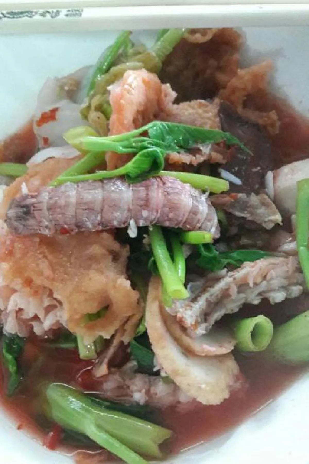 ‘เตี๋ยวกั้ง’ เจ๊เพ็ญเย็นตาโฟ อร่อยสมราคา