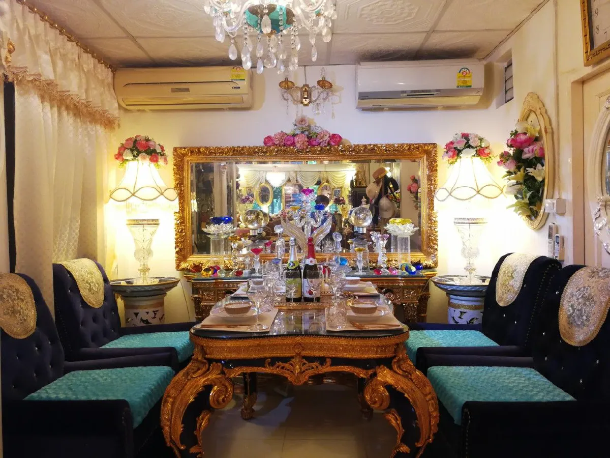 เกรซ กาญจน์เกล้า เปิดบ้านหรู เน้นสไตล์การตกแต่งสุดอลังการ