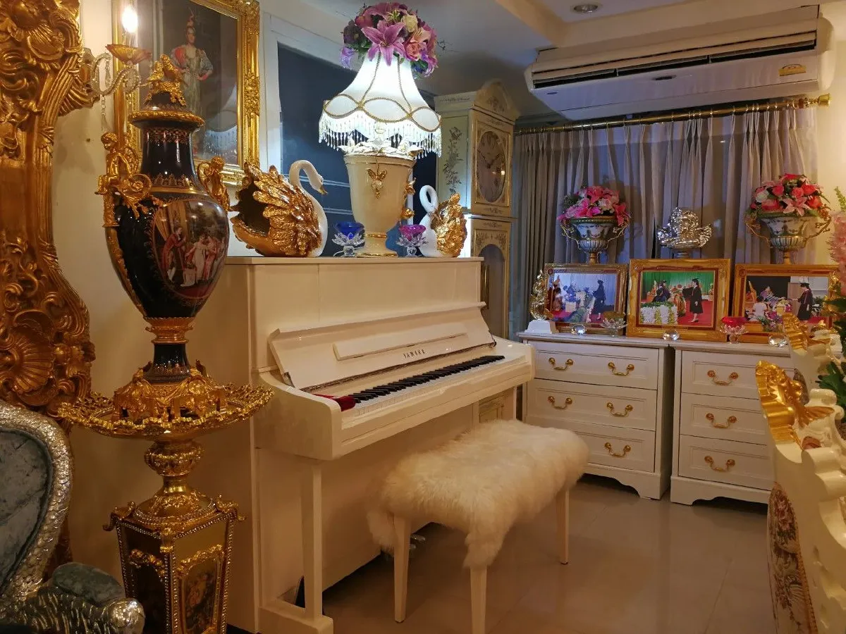 เกรซ กาญจน์เกล้า เปิดบ้านหรู เน้นสไตล์การตกแต่งสุดอลังการ