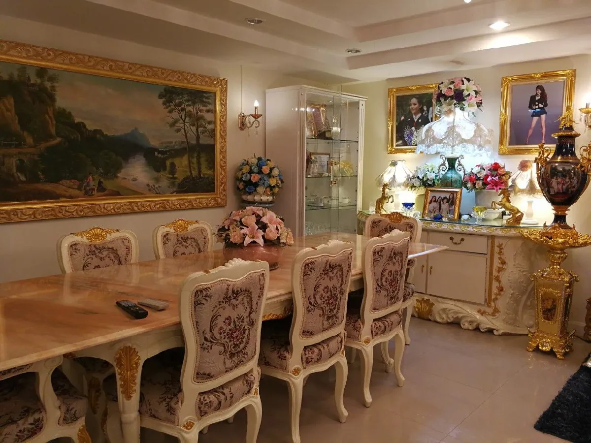 เกรซ กาญจน์เกล้า เปิดบ้านหรู เน้นสไตล์การตกแต่งสุดอลังการ