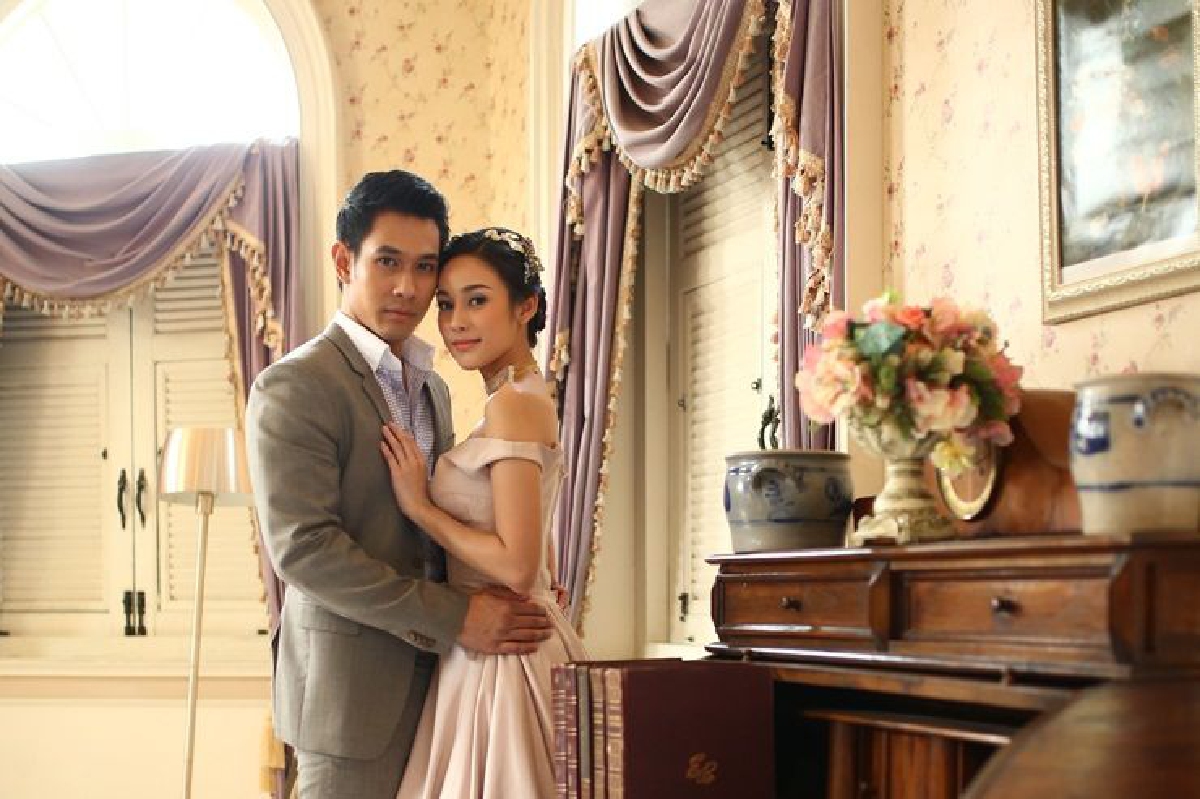 เรื่องย่อละคร : ละอองดาว ออกอากาศ 27 ก.ย. 2560 (ตอนแรก) เรื่องย่อละคร : ละอองดาว ออกอากาศ 27 ก.ย. 2560 (ตอนแรก)