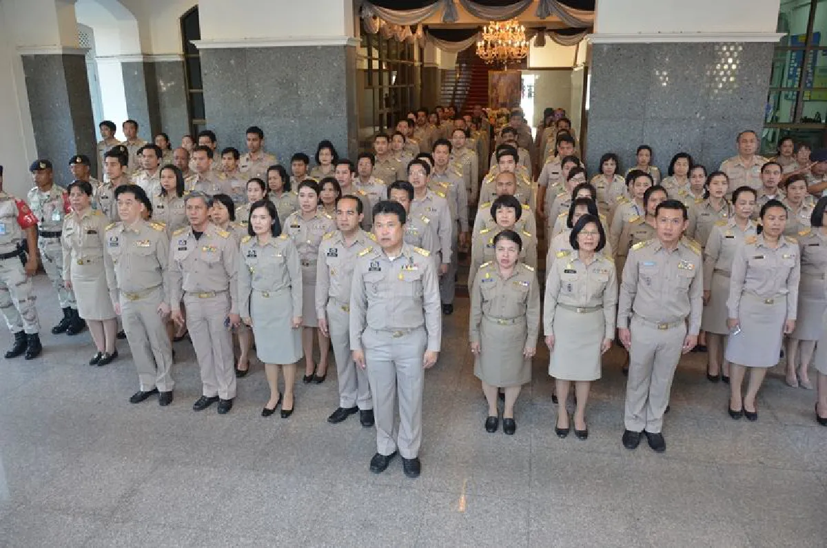 มท.ร่วมจัดกิจกรรมโอกาสครบรอบ100ปีธงชาติไทย