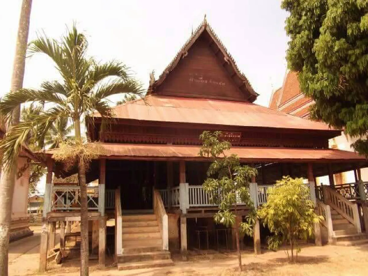 ไฟไหม้ศาลาวัดจิตกรรมฝาผนังโบราณสถานสำคัญวอด