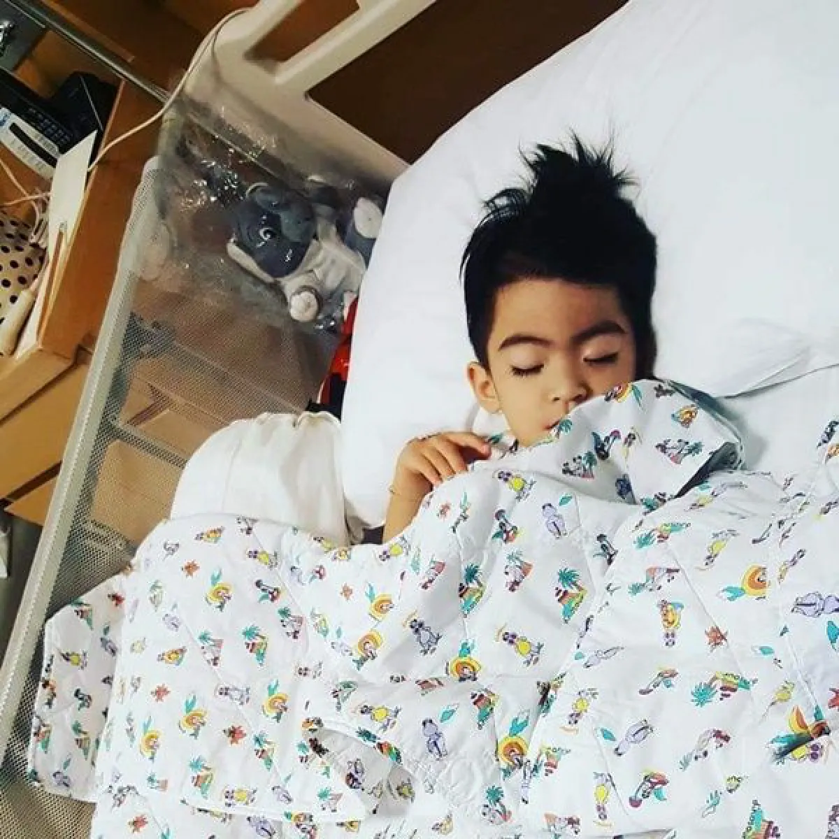 อาการน่าเป็นห่วง! น้องสกาย ลูกชายใจเริง เพลิงบุญ ป่วยขั้นวิกฤต