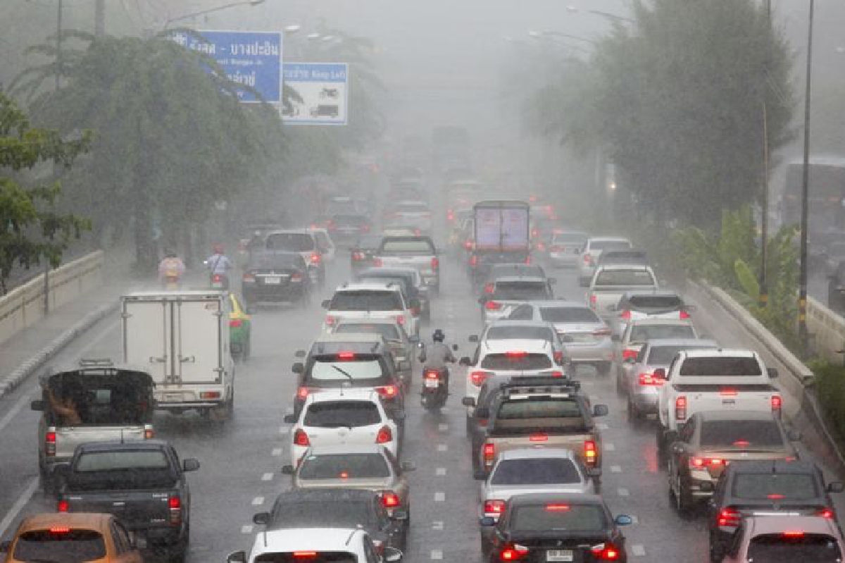 กรมอุตุเตือนกทม.ฝนตกหนักร้อยละ70ของพื้นที่ กรมอุตุเตือนกทม.ฝนตกหนักร้อยละ70ของพื้นที่