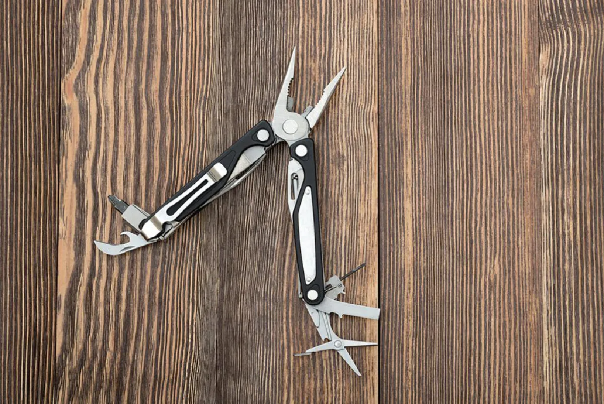 10 ของจำเป็นที่ควรมีติดบ้านยามฉุกเฉิน