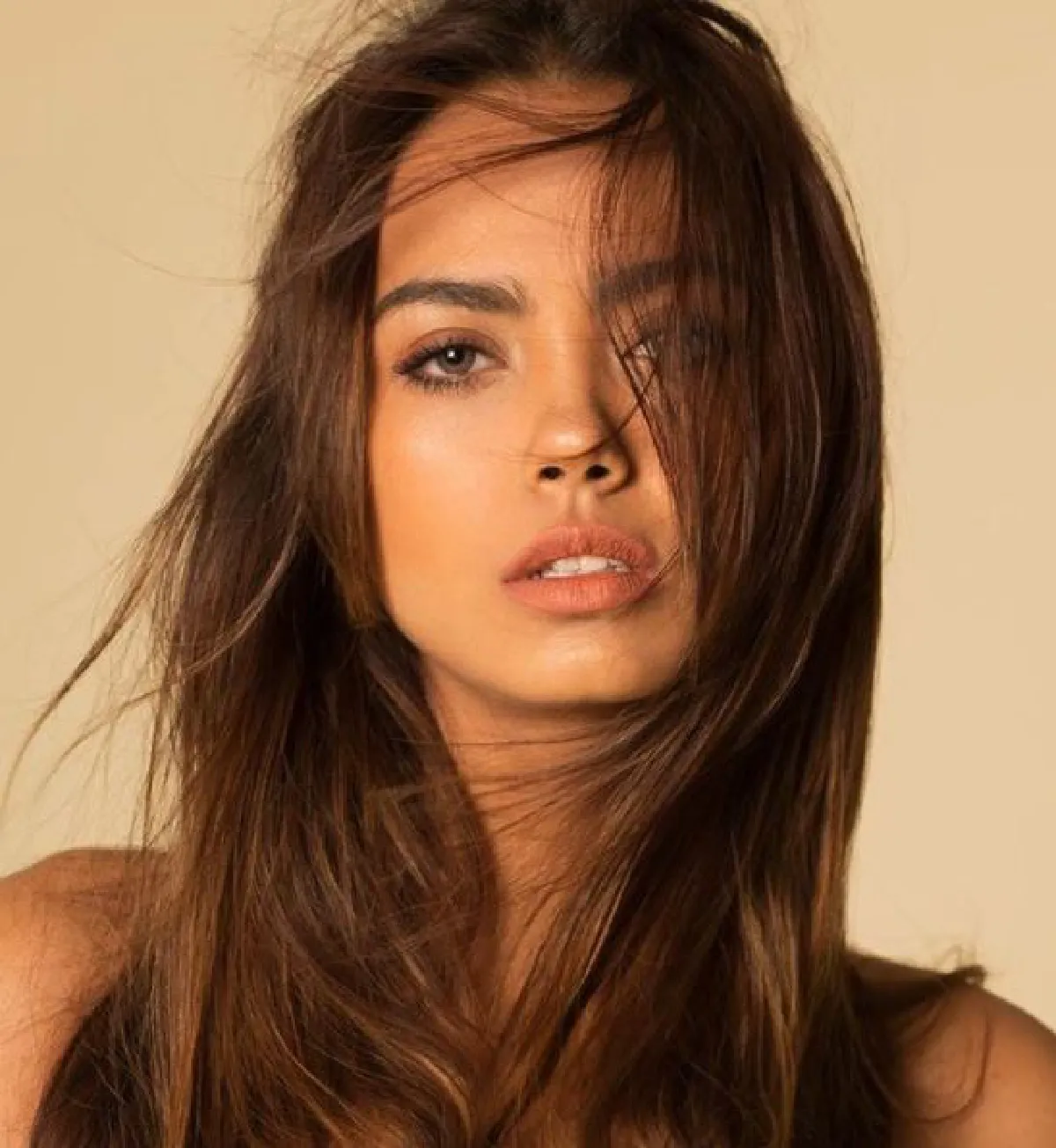 ซูมความแซ่บ! โดโรธี เพ็ทโซลด์ นางแบบสุดฮอตหวานใจ โจเซฟ