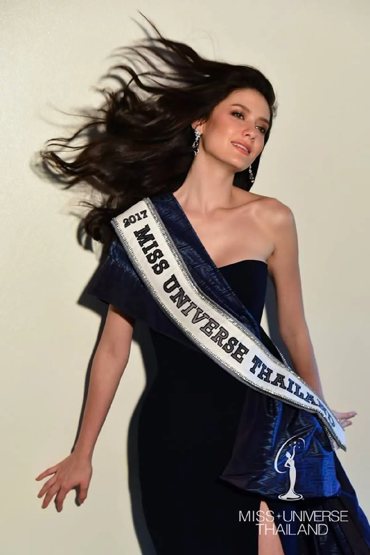 15 ภาพสวยปังทุกองศา มารีญา พูนเลิศลาภ เดินหน้าสู่จักรวาล