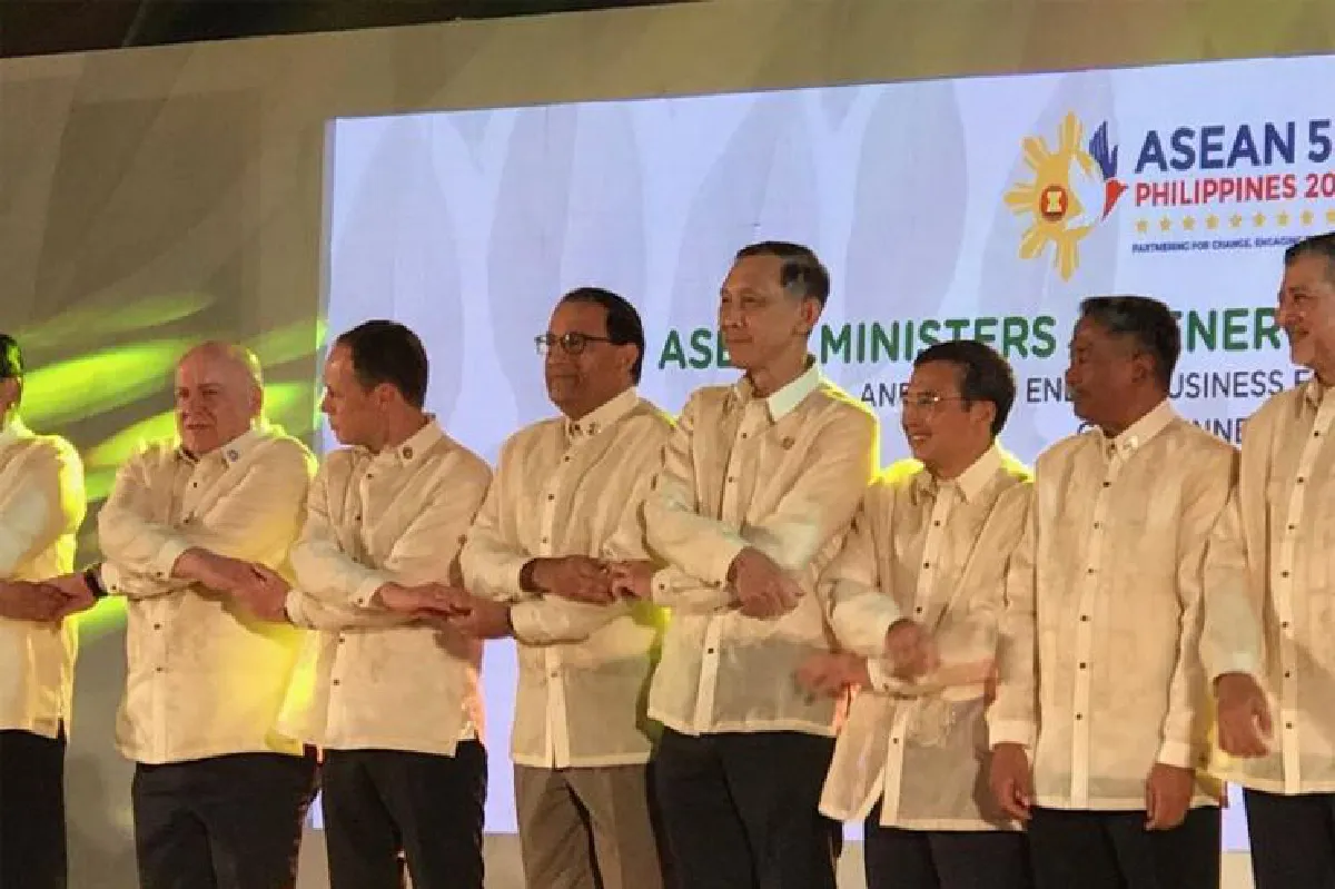 ไทยเบอร์หนึ่ง พลังงานทดแทนอาเซียน