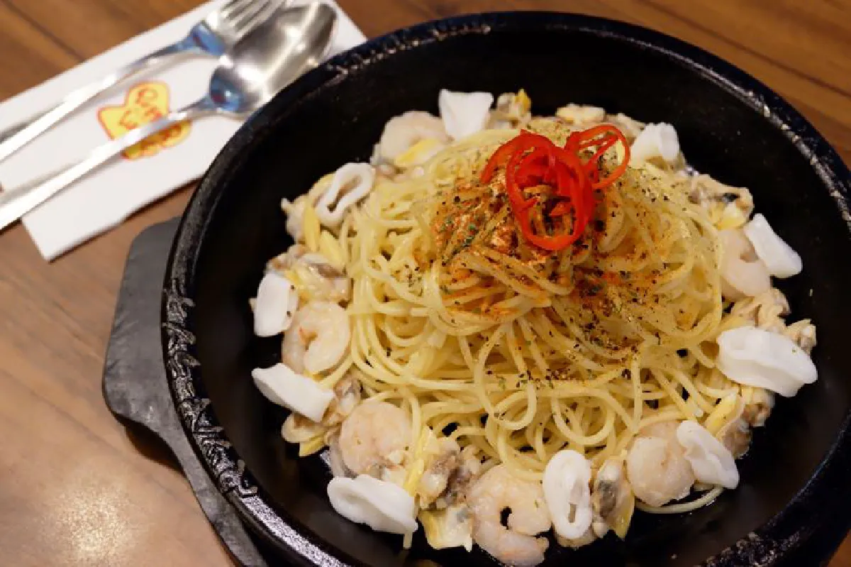 เปปเปอร์ ลันช์ เสิร์ฟร้อนอร่อยสไตล์คุณ