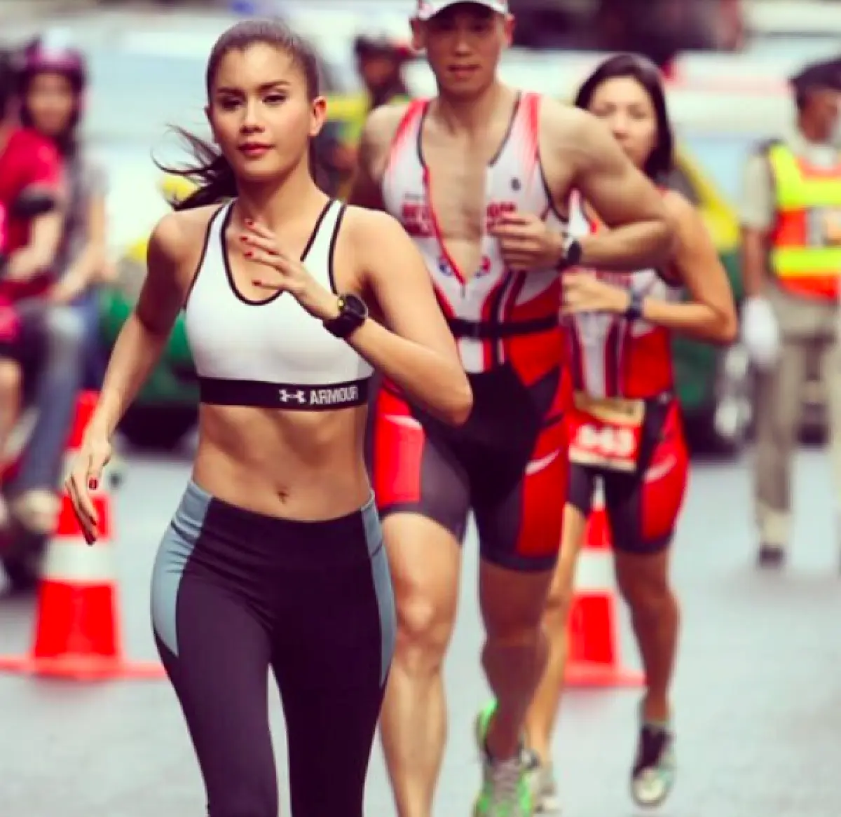 รวมดารานักวิ่ง...จากสิ่งที่รักนำไปสู่เรื่องราวดีๆ