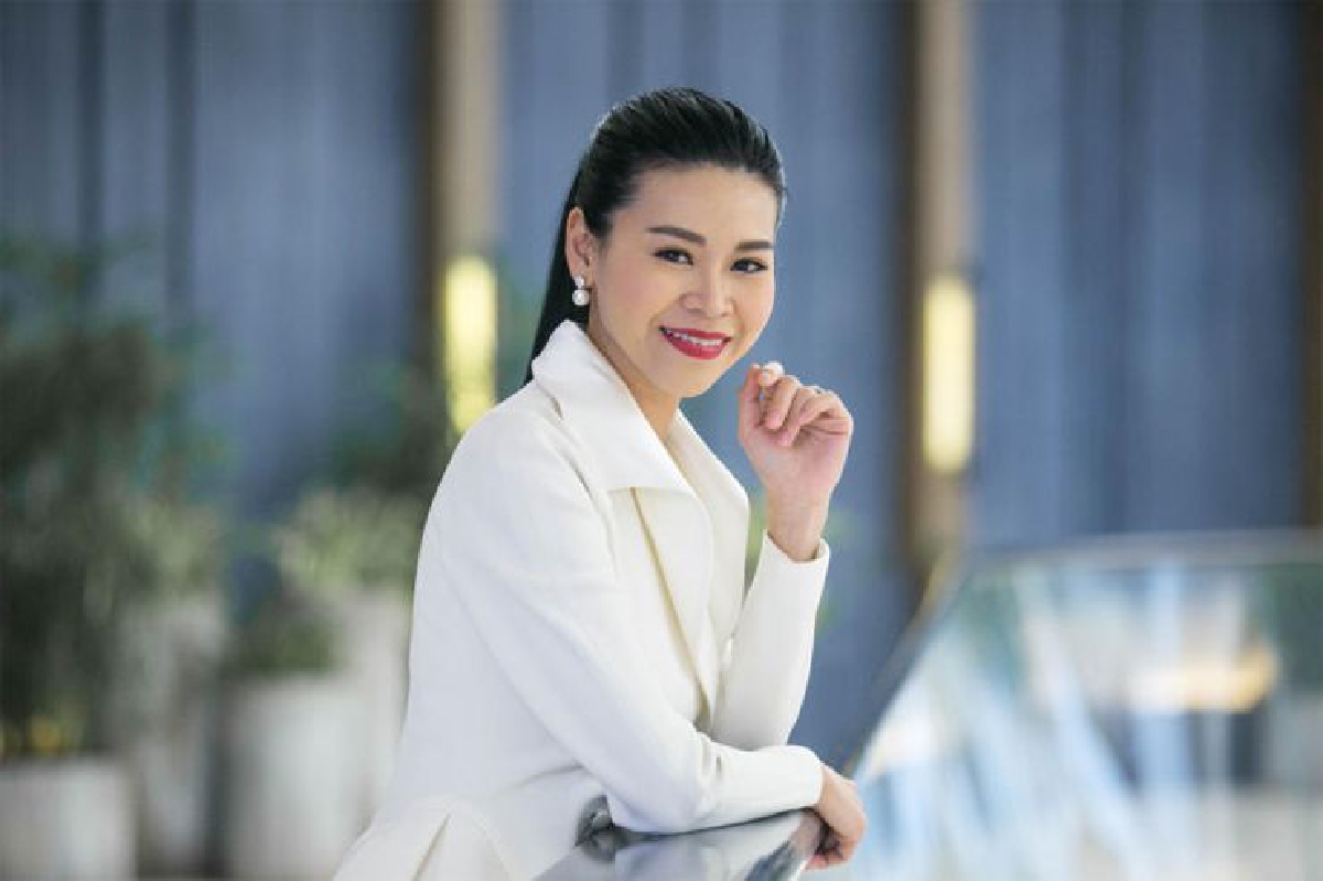ตำแหน่ง"ทายาท"ไม่ใช่เรื่องง่าย กุลสรา โสณกุล ณ อยุธยา ตำแหน่ง"ทายาท"ไม่ใช่เรื่องง่าย กุลสรา โสณกุล ณ อยุธยา