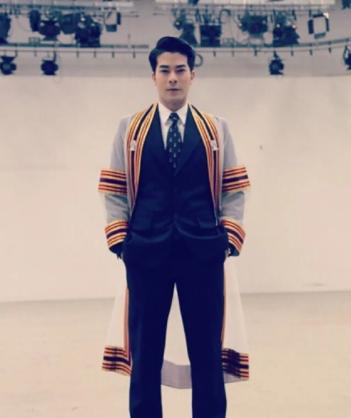 กฤษดา นวลมี เล่าเรื่องวันนี้..เมื่อปีที่แล้ว กับหน้าที่อ่านประกาศฉบับใจสลาย