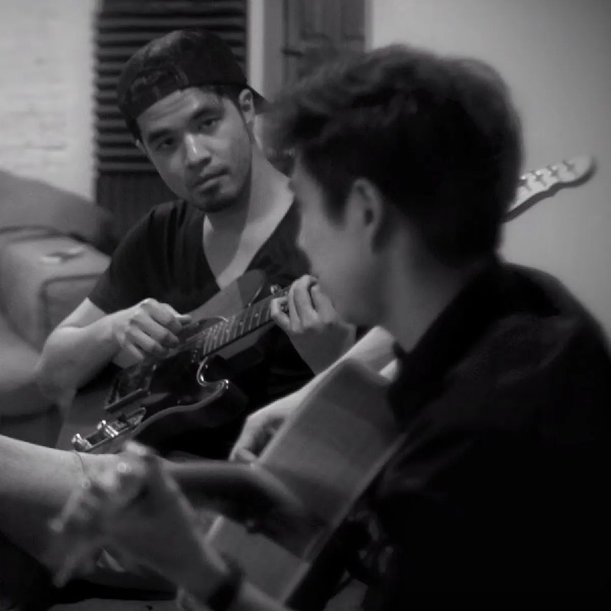 “ลูกขอเป็นดินให้พ่อได้เดินทุกๆ ชาติไป” เพลงจากใจ "ว่าน ธนกฤต”