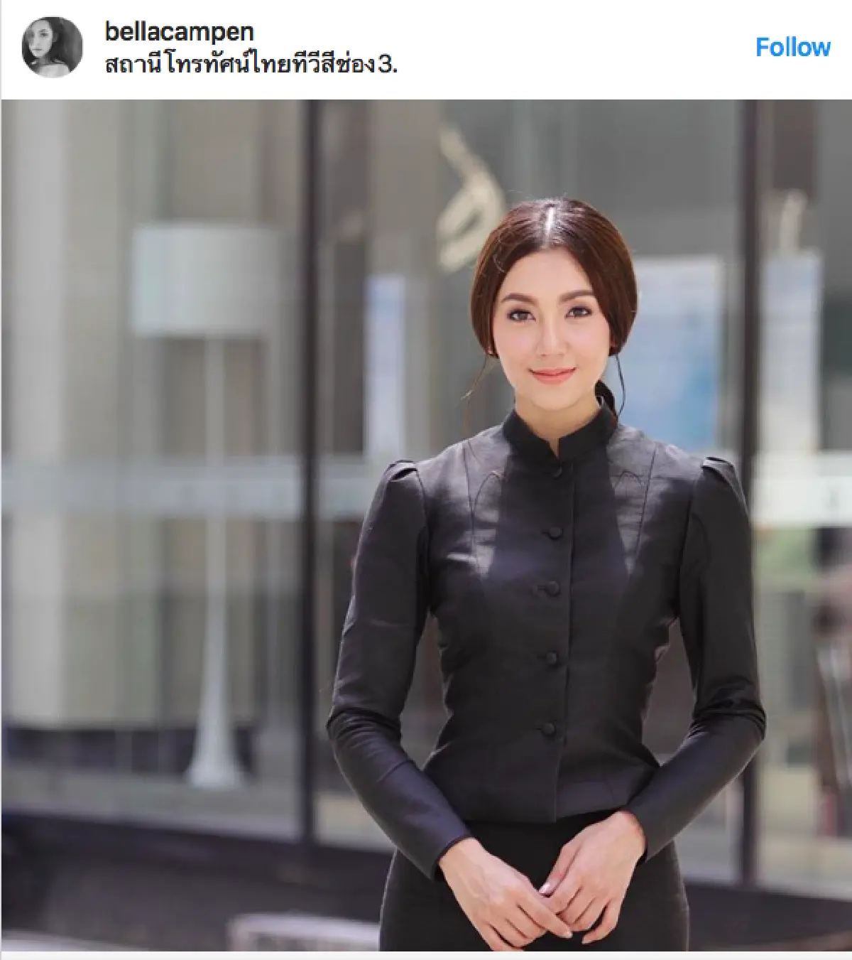 รวมภาพคนบันเทิงในชุดไทยจิตรลดา เพื่อน้อมถวายอาลัย