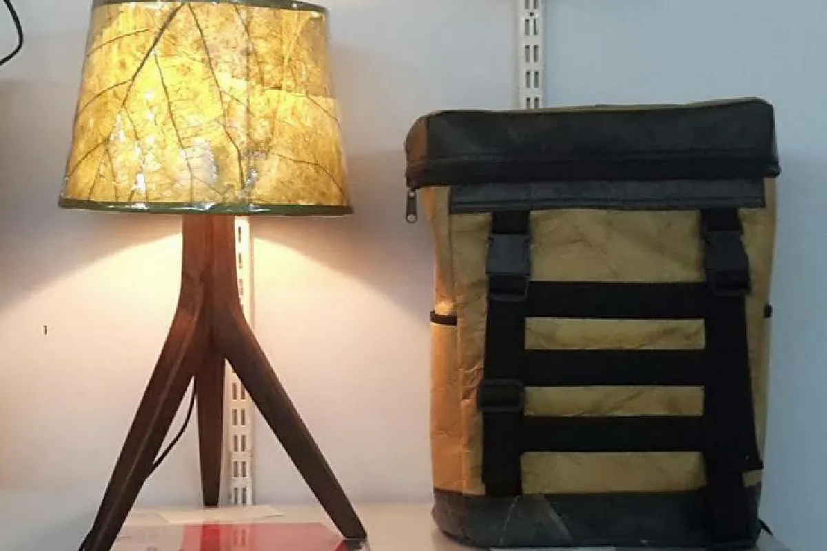 ใบตองตึง สร้างใหม่ให้มากกว่า