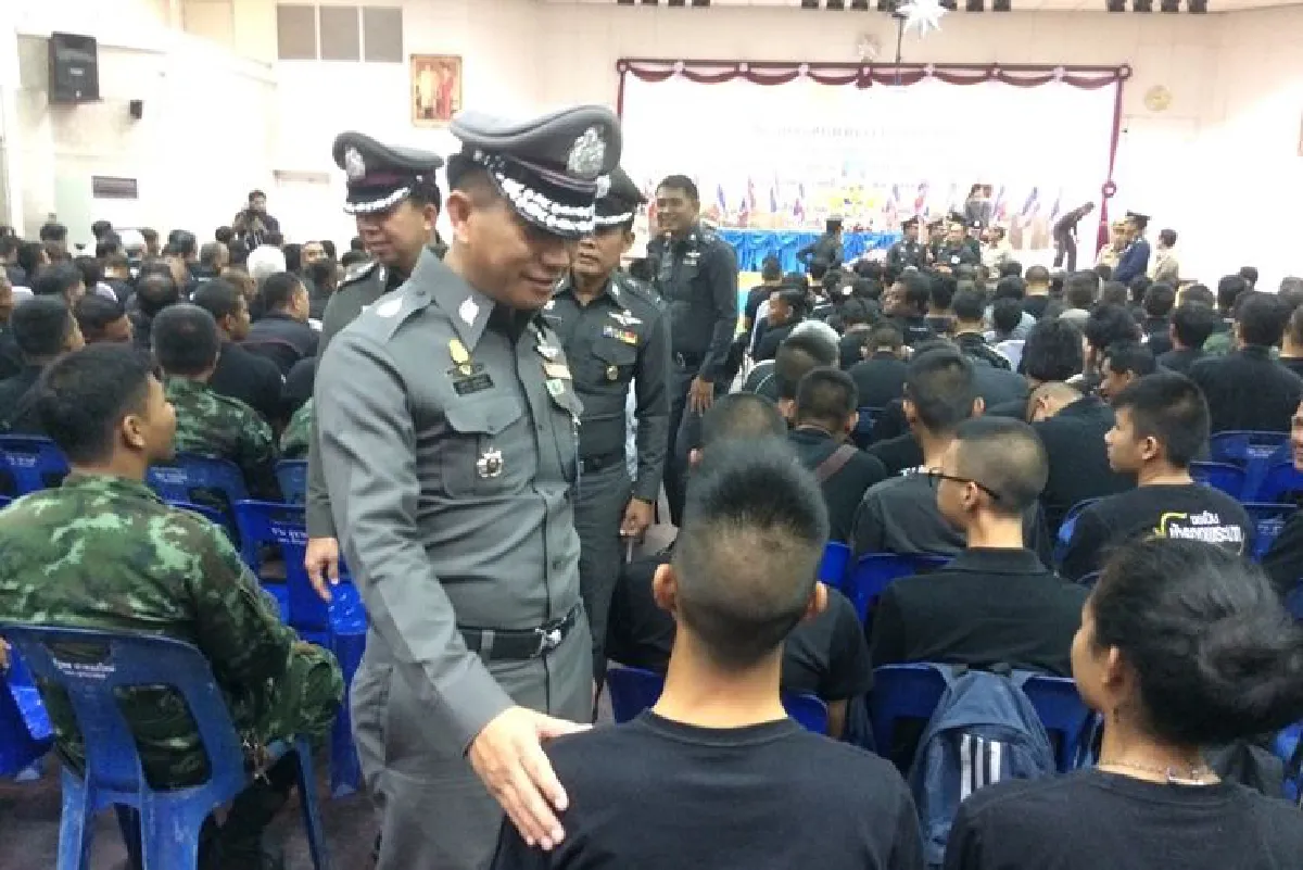 สุราษฎร์ธานีอบรมจิตอาสาช่วยงานพระราชพิธี