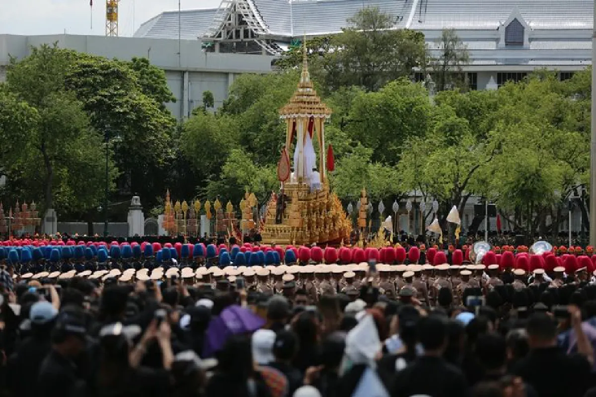 สมเด็จพระเทพฯทรงร่วมซ้อมริ้วขบวนพระบรมราชอิสริยยศ