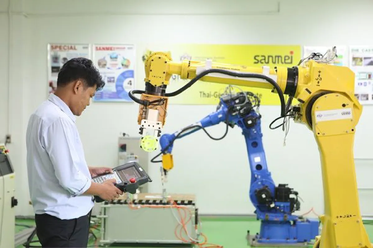 สถาบันไทย-เยอรมัน (TGI) กับบทบาทสำคัญใน "คลัสเตอร์หุ่นยนต์" และสนับสนุนอุตสาหกรรมเป้าหมาย ด้วยระบบอัตโนมัติ และหุ่นยนต์
