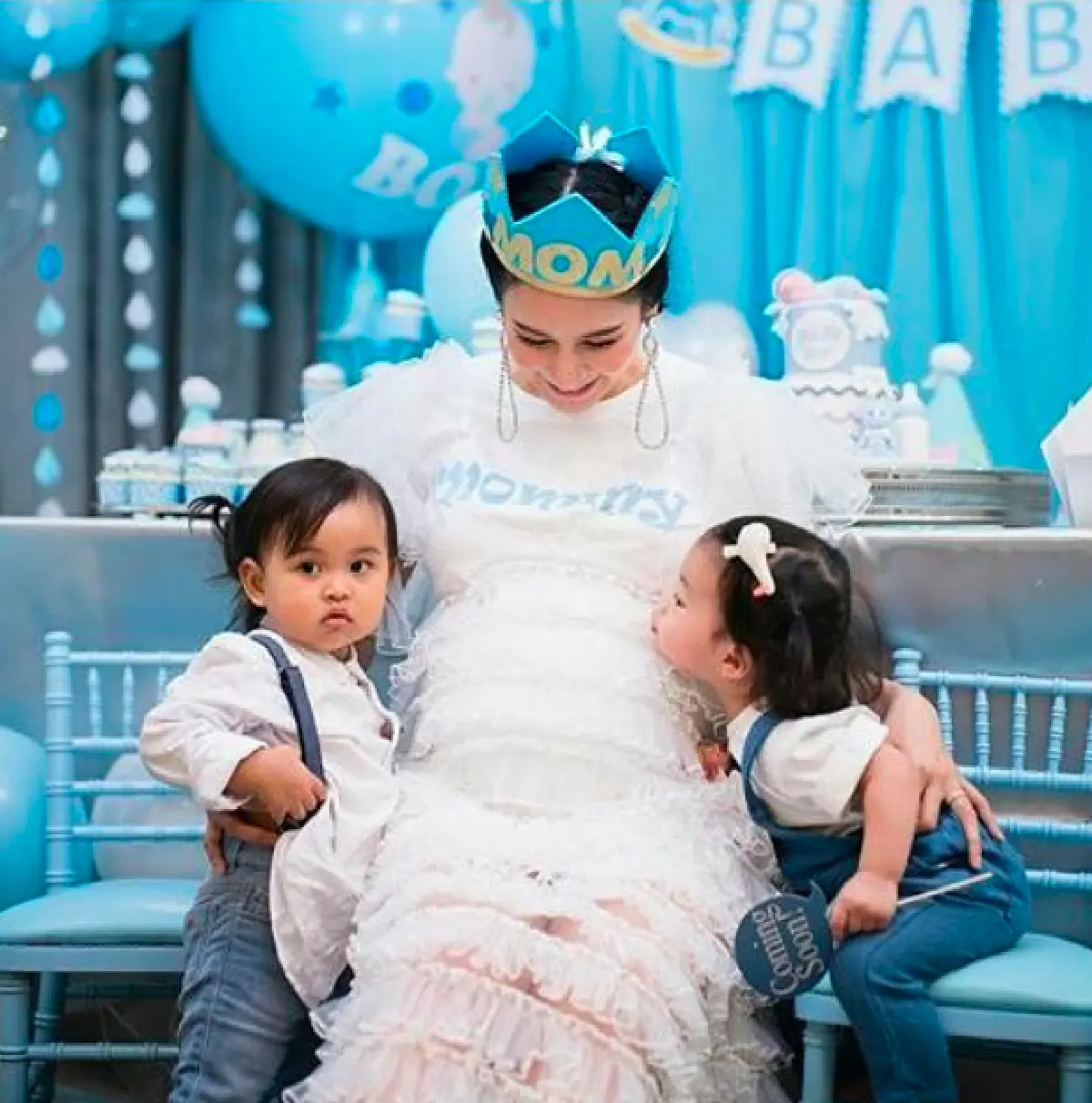 ใกล้คลอดแล้ว! รวมภาพปาร์ตี้ Baby Shower ของ “เนย โชติกา”