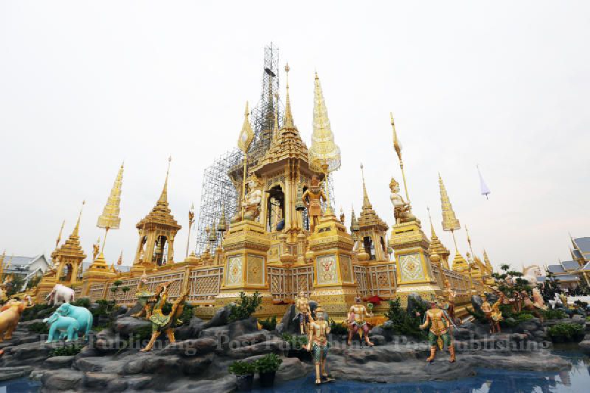 "พระเมรุมาศ"สร้างเสร็จแล้ว พิธียกนพปฎลมหาเศวตฉัตร 18 ต.ค.นี้ "พระเมรุมาศ"สร้างเสร็จแล้ว พิธียกนพปฎลมหาเศวตฉัตร 18 ต.ค.นี้