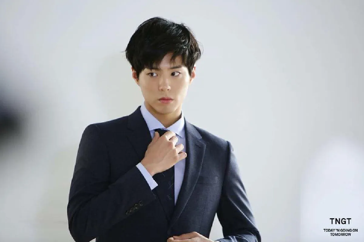 หล่อยกทีม..เปิดตัวเพื่อนเจ้าบ่าว “Song Joong Ki”