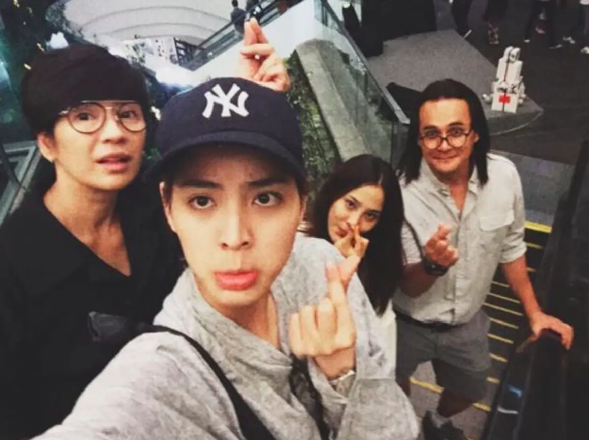 แซ่บทั้งบ้าน..ส่องภาพครอบครัว “วงษ์กระจ่าง” ดูแล้วต้องยิ้มตาม