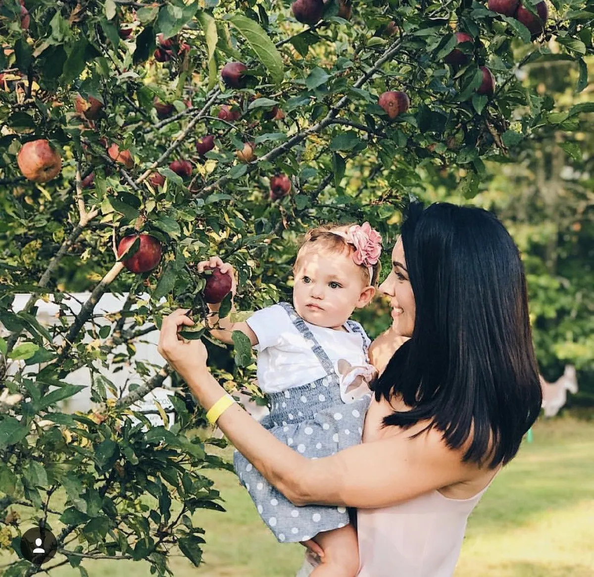 สวยได้แม่มาเต็มๆ! "หนูน้อยมายา" ลูกสาวสุดที่รักของ "นาตาลี เกลโบว่า"