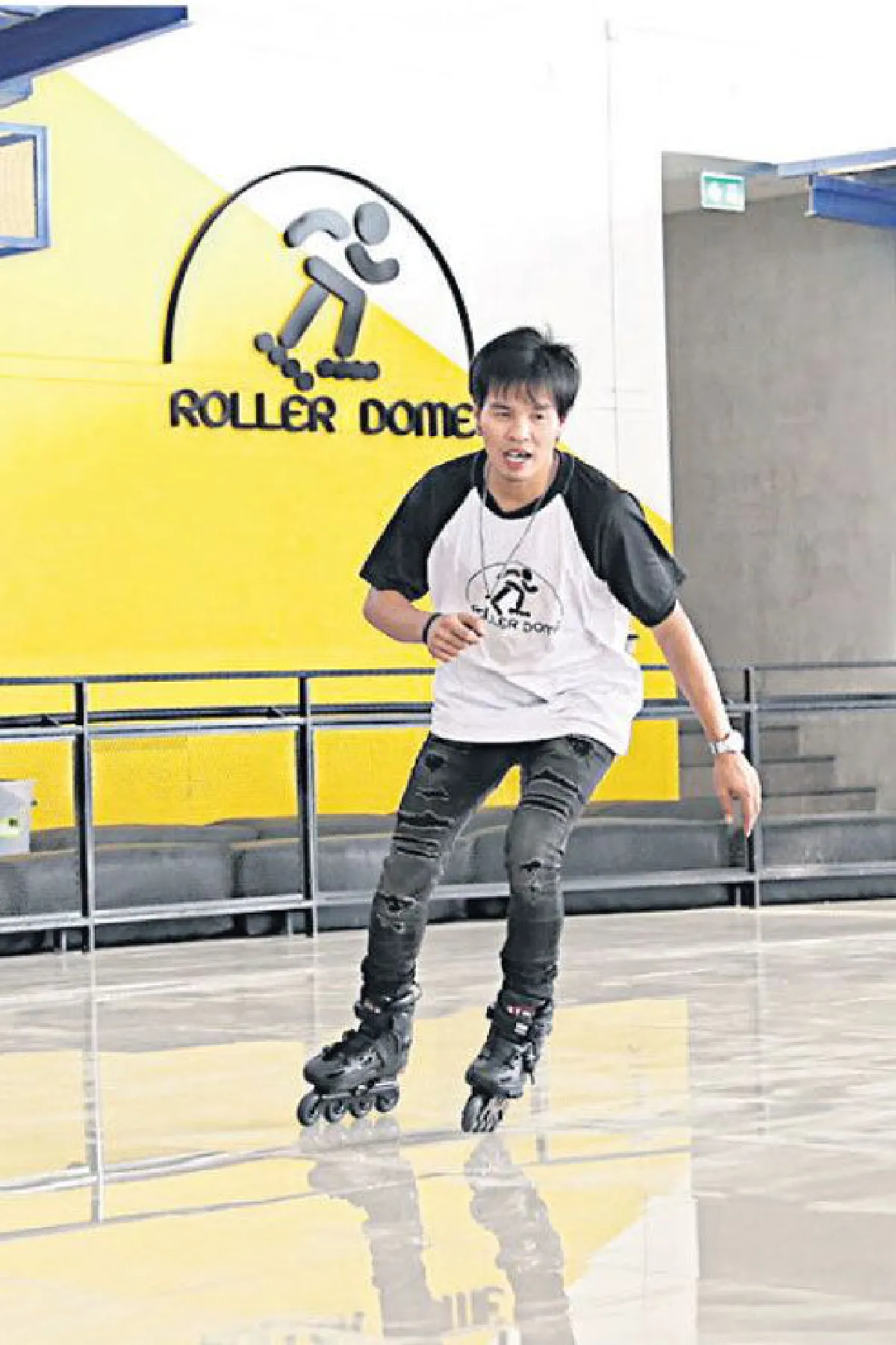 โรลเลอร์โดม@ ดิ เอ็มโพเรียม ความสนุก อิสระ อยู่ที่เท้า