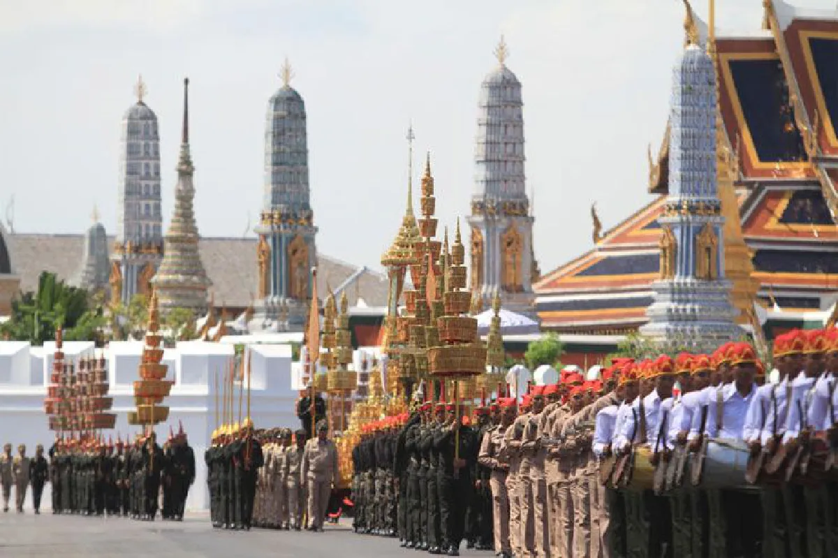 เสด็จสู่ฟากฟ้าสุราลัย สถิตในดวงใจตราบนิจนิรันดร์