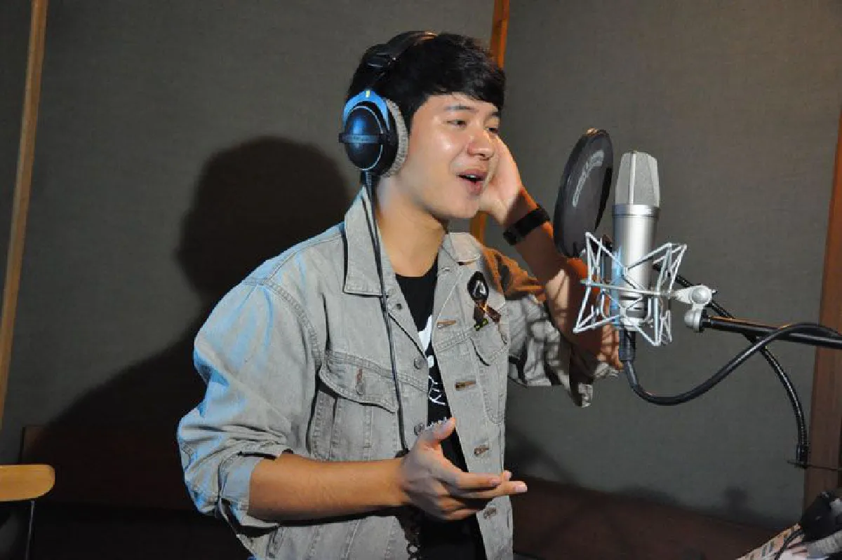 จากลูกของแผ่นดิน บทเพลงเพื่อกำลังใจชาวไทย