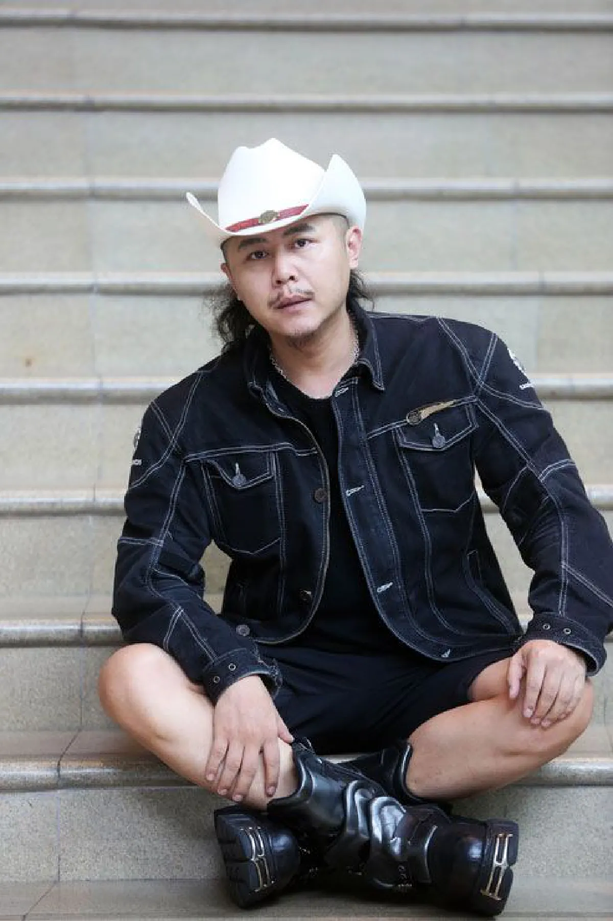 ต้าปิง  นักเขียนท็อปเทนของจีน