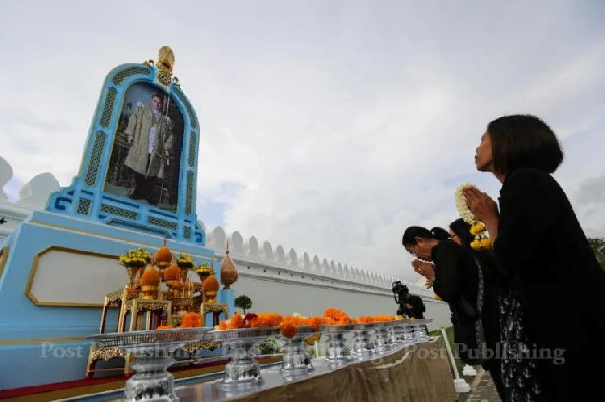 23 ต.ค.วันสุดท้ายเปิดให้สักการะพระบรมฉายาลักษณ์ในหลวง ร.9