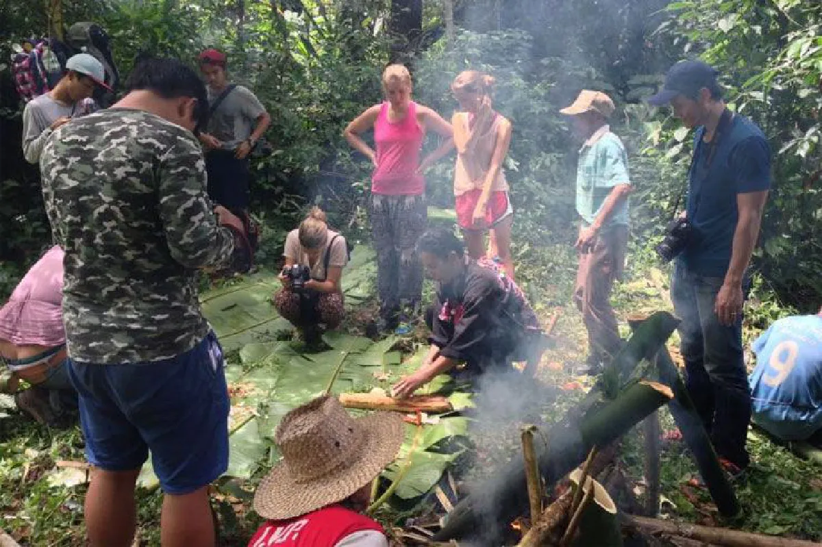 โฮมสเตย์พอเพียง อาข่าฮิลล์เฮ้าส์