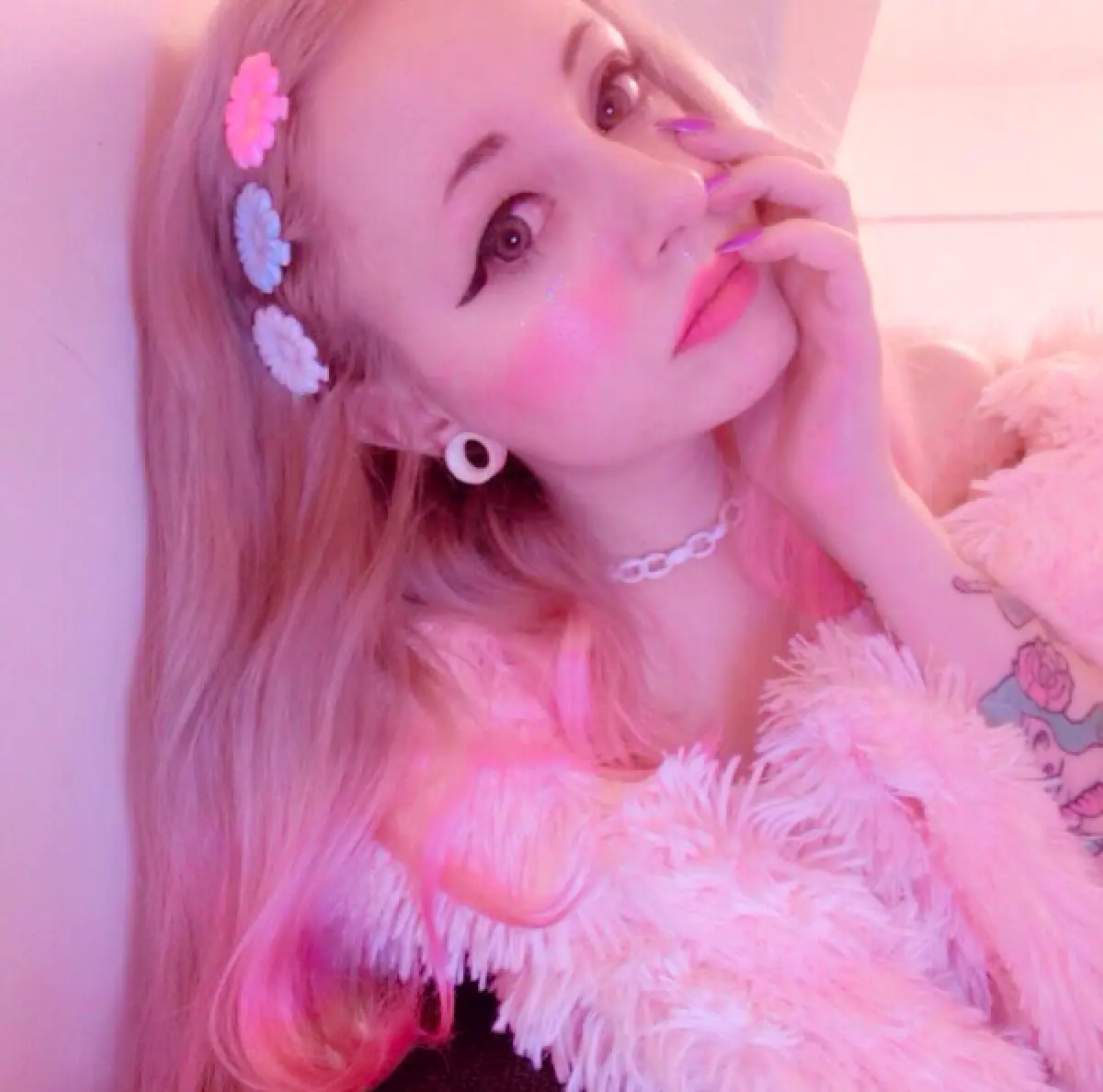 รับเป็นเลสเบี้ยน! "เอ็ตต้า อู๋" ลูกสาว “เฉินหลง” พร้อมทั้งเปิดตัวแฟนสาว