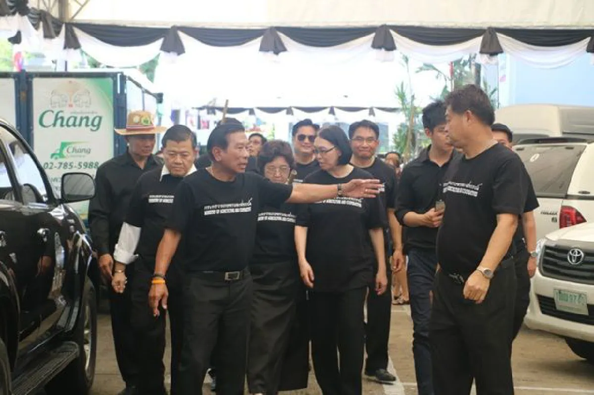 ส.ป.ก.ร่วมกิจกรรม กษ."Big Cleaning Day"