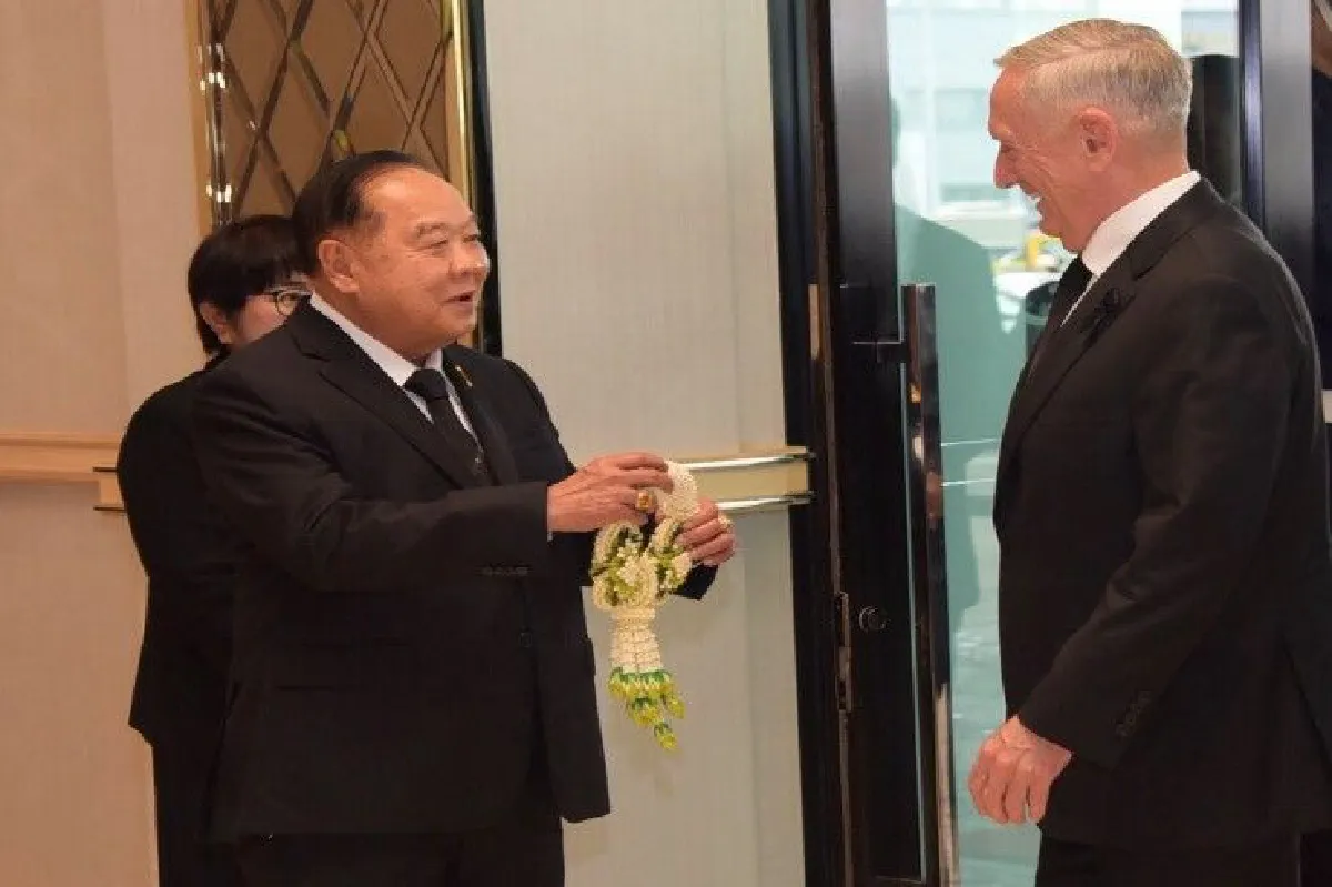 รมว.กลาโหมสหรัฐ เดินทางถึงไทยร่วมพระราชพิธีถวายพระเพลิงพระบรมศพฯ