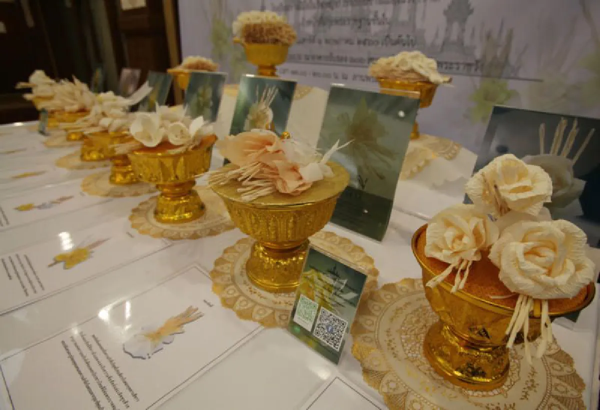 ความหมายของดอกไม้จันทน์แต่ละแบบ