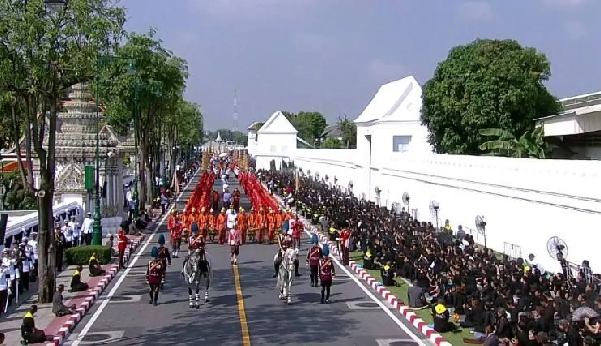 ประมวลภาพริ้วขบวนที่1 เชิญพระโกศทองใหญ่โดยพระยานมาศสามลำคาน