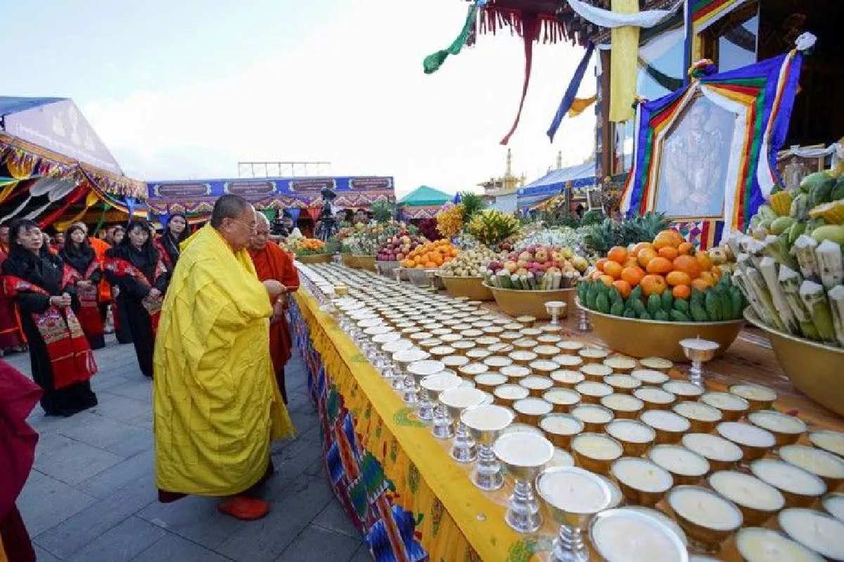 "กษัตริย์จิกมี"ถวายความอาลัยในหลวงรัชกาลที่9 ครั้งสุดท้าย