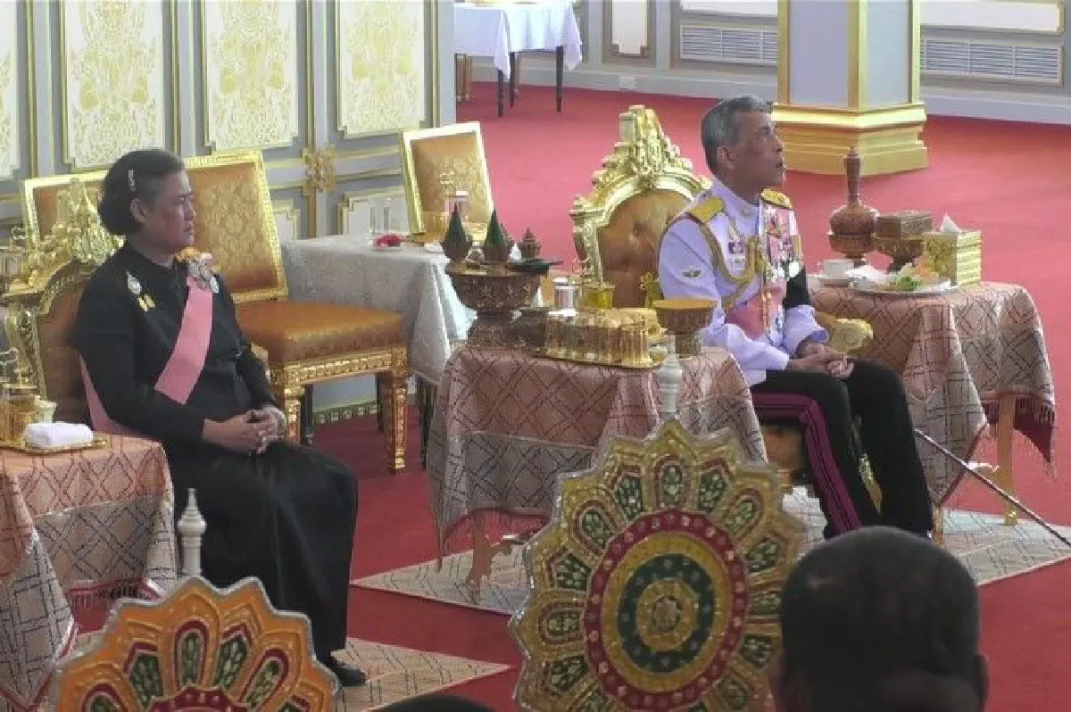 ประมวลภาพ ริ้วขบวนที่ 4 เชิญพระโกศพระบรมอัฐิและพระบรมราชสรีรางคารไปพระบรมมหาราชวัง