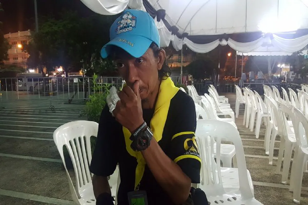 อดีตช่างภาพข่าวทำจิตอาสาถวาย ร.9ควัก1แสนออกรถจยย.บริการปชช.